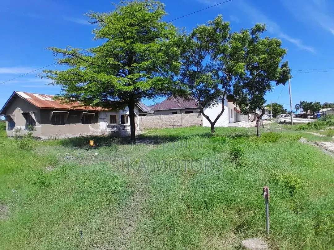 Road Side Plot for Sale in Mbweni (750)