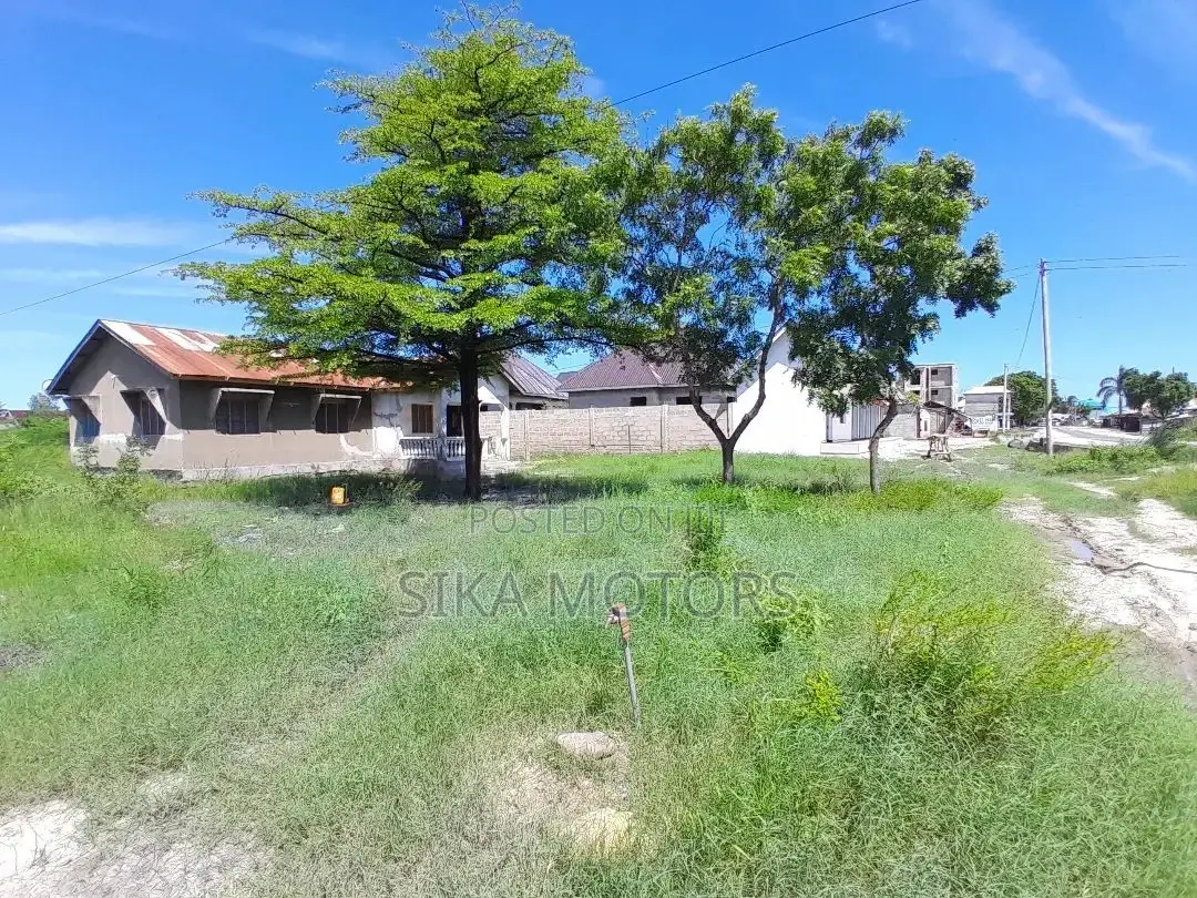 Road Side Plot for Sale in Mbweni (750)
