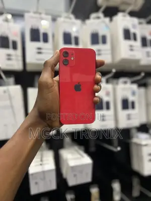 Apple iPhone 12 64 GB Red