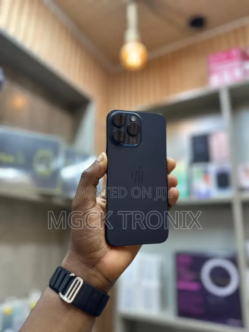 Apple iPhone 15 Pro Max 256 GB Black