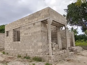 7bdrm Apartment in Mwambungu Broker, Msongola for sale