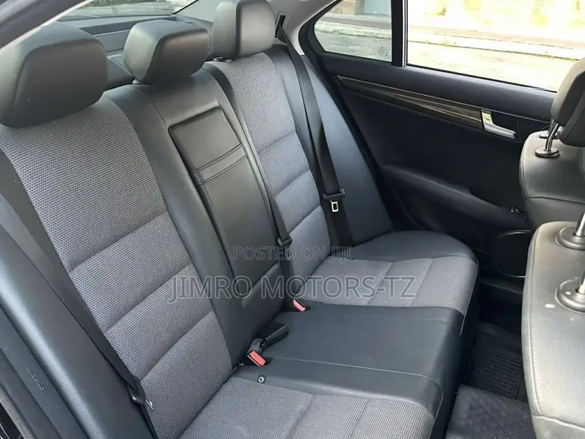 Mercedes-Benz C-Class 2008 Black
