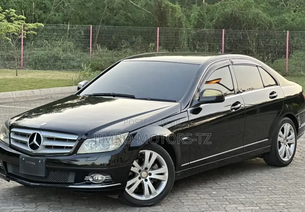 Mercedes-Benz C-Class 2008 Black