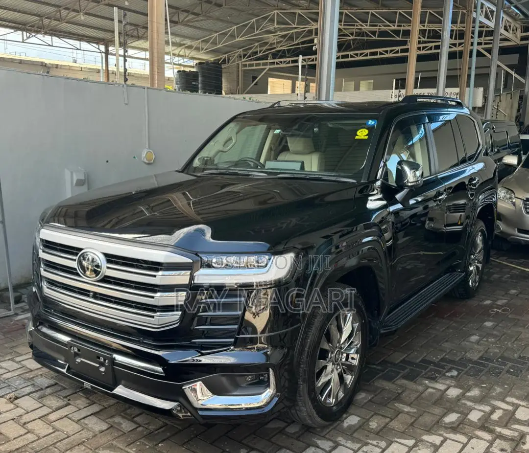 Toyota Land Cruiser 2022 Black