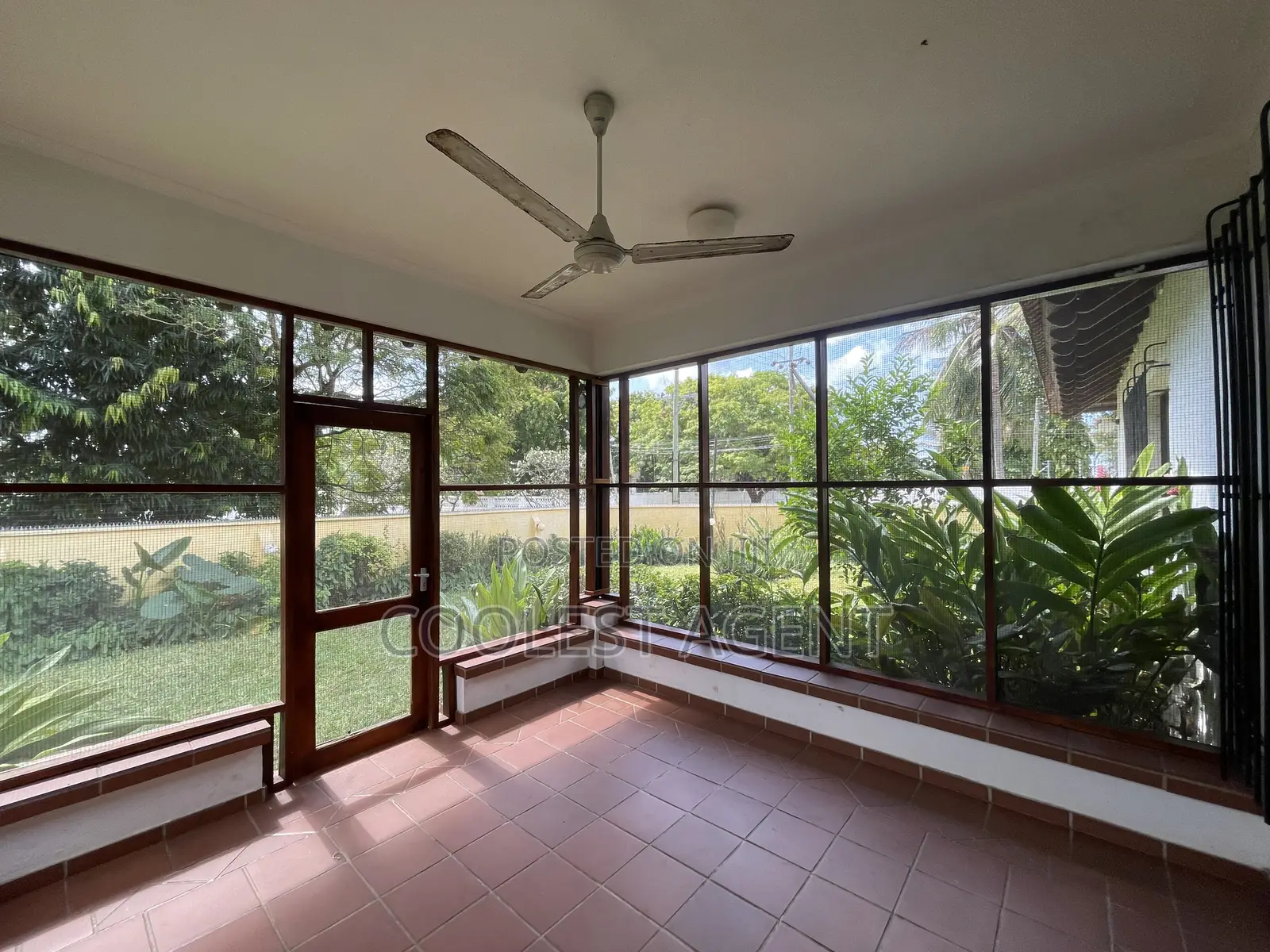 Furnished 4bdrm Villa in Oysterbay, Kinondoni for rent