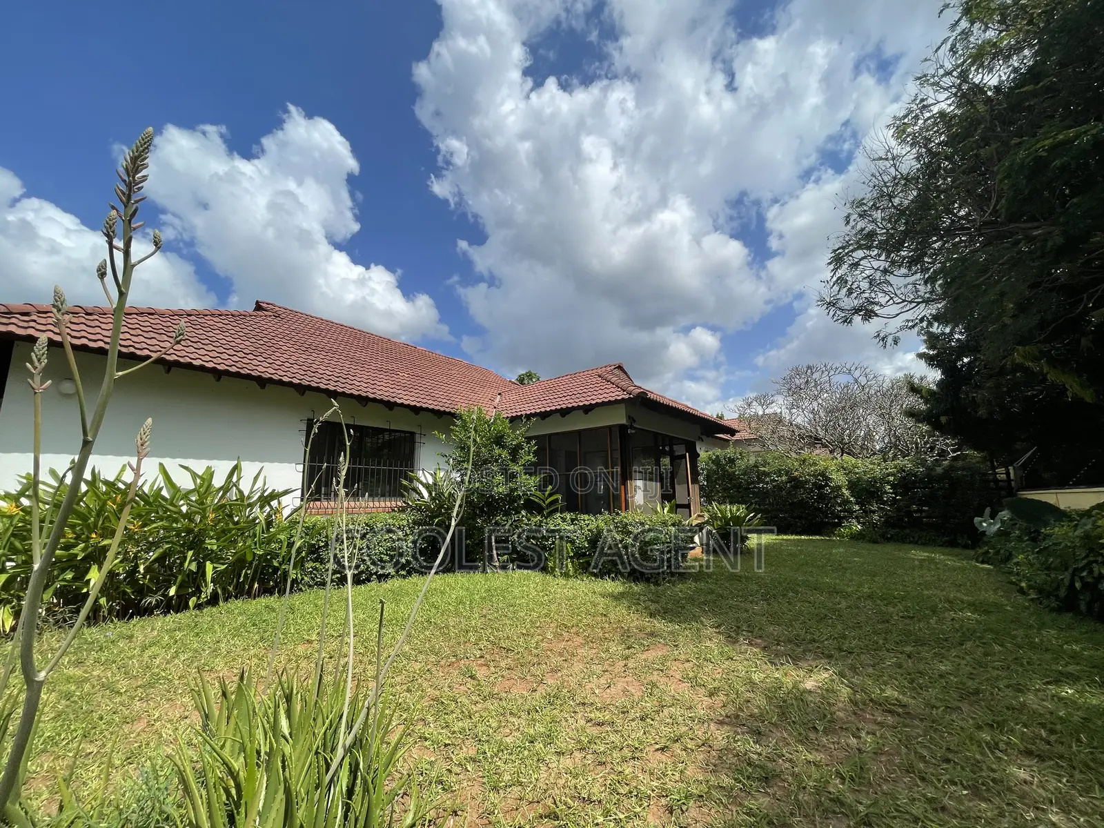 Furnished 4bdrm Villa in Oysterbay, Kinondoni for rent