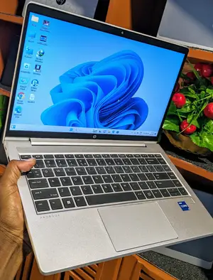 Laptop HP ProBook 440 G8 8GB Intel Core i5 SSD 512GB