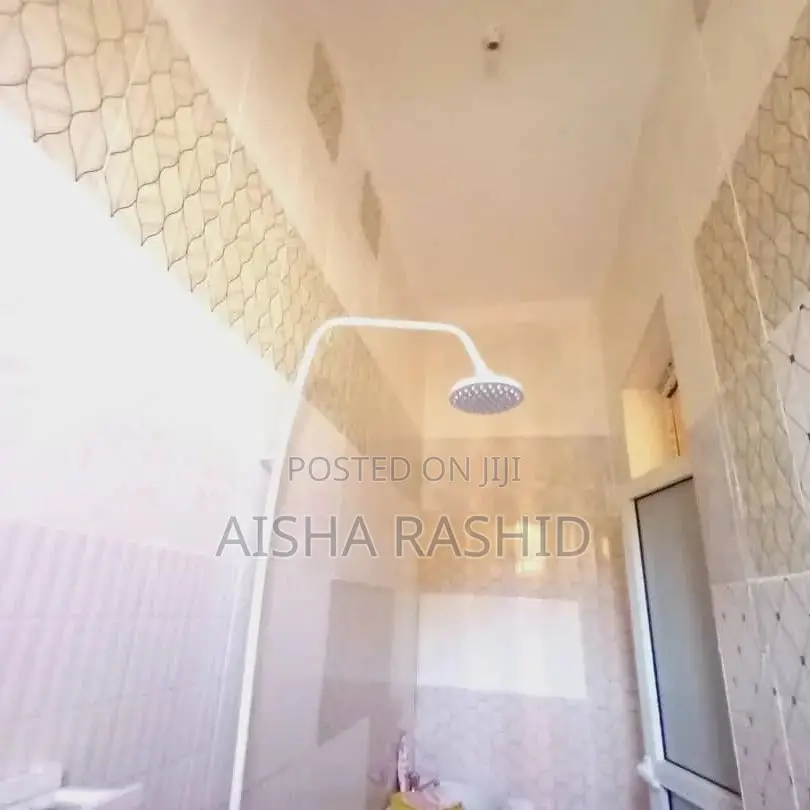 1bdrm Apartment in Kimara for rent