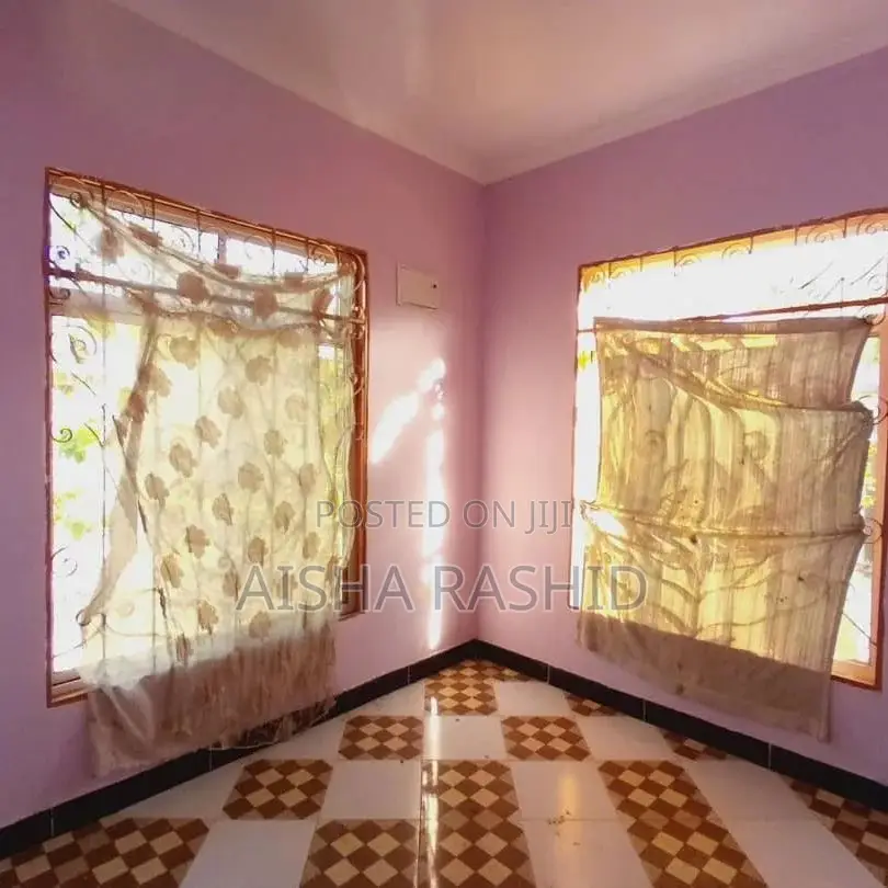 1bdrm Apartment in Kimara for rent