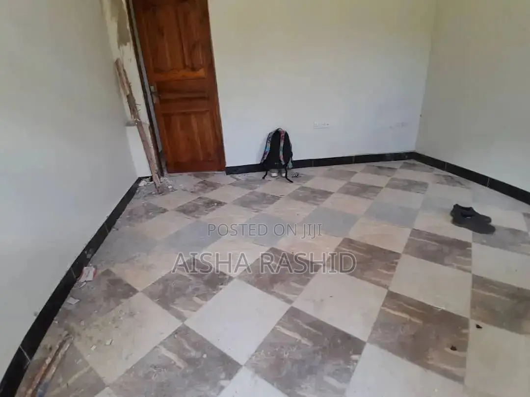 7bdrm Apartment in Kimara for rent