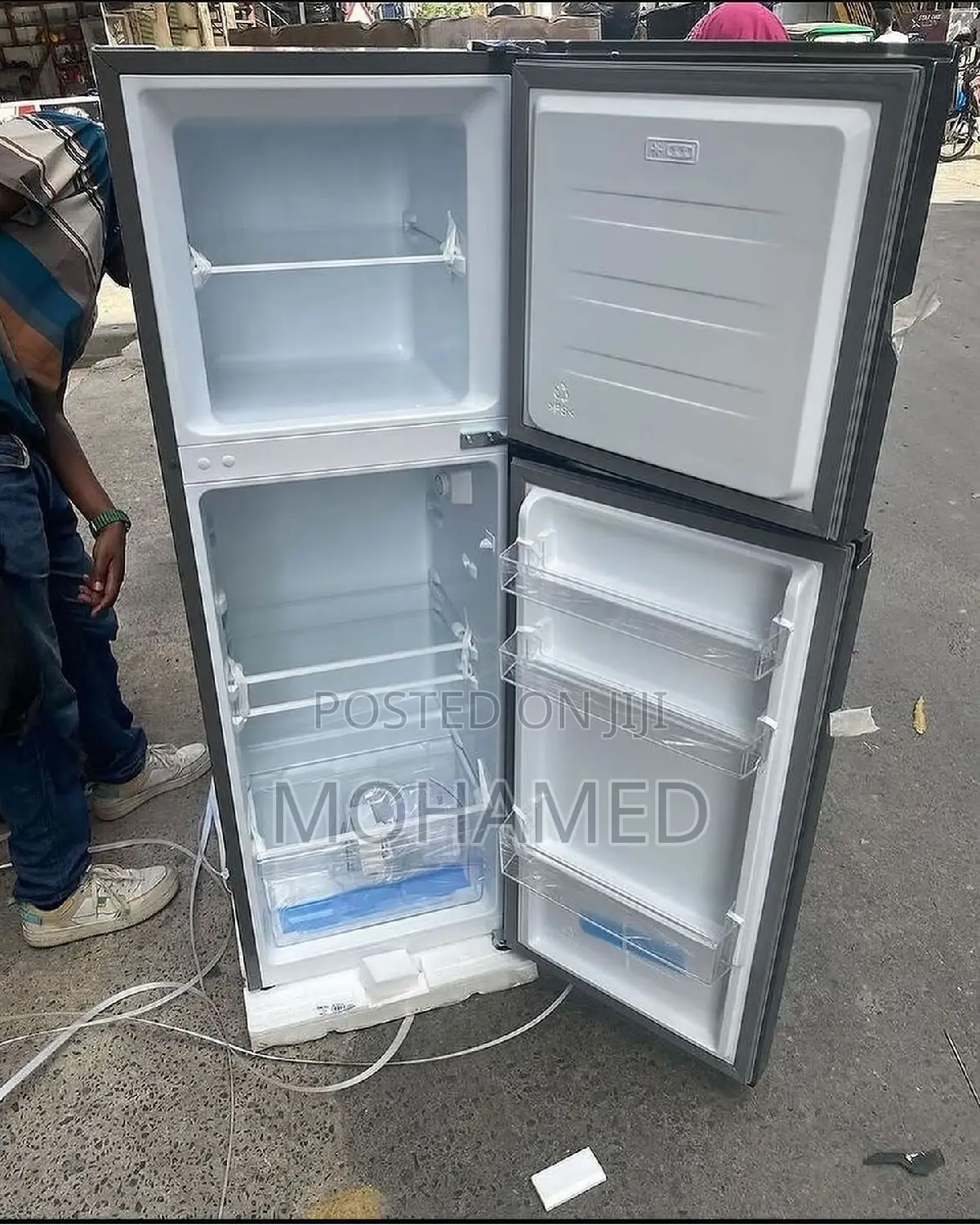 Hisense Fridge/Friji 225L