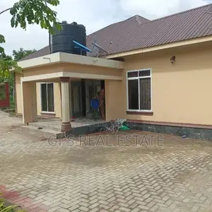 3bdrm Apartment in Mbezi Kibanda Cha, Kinondoni for sale
