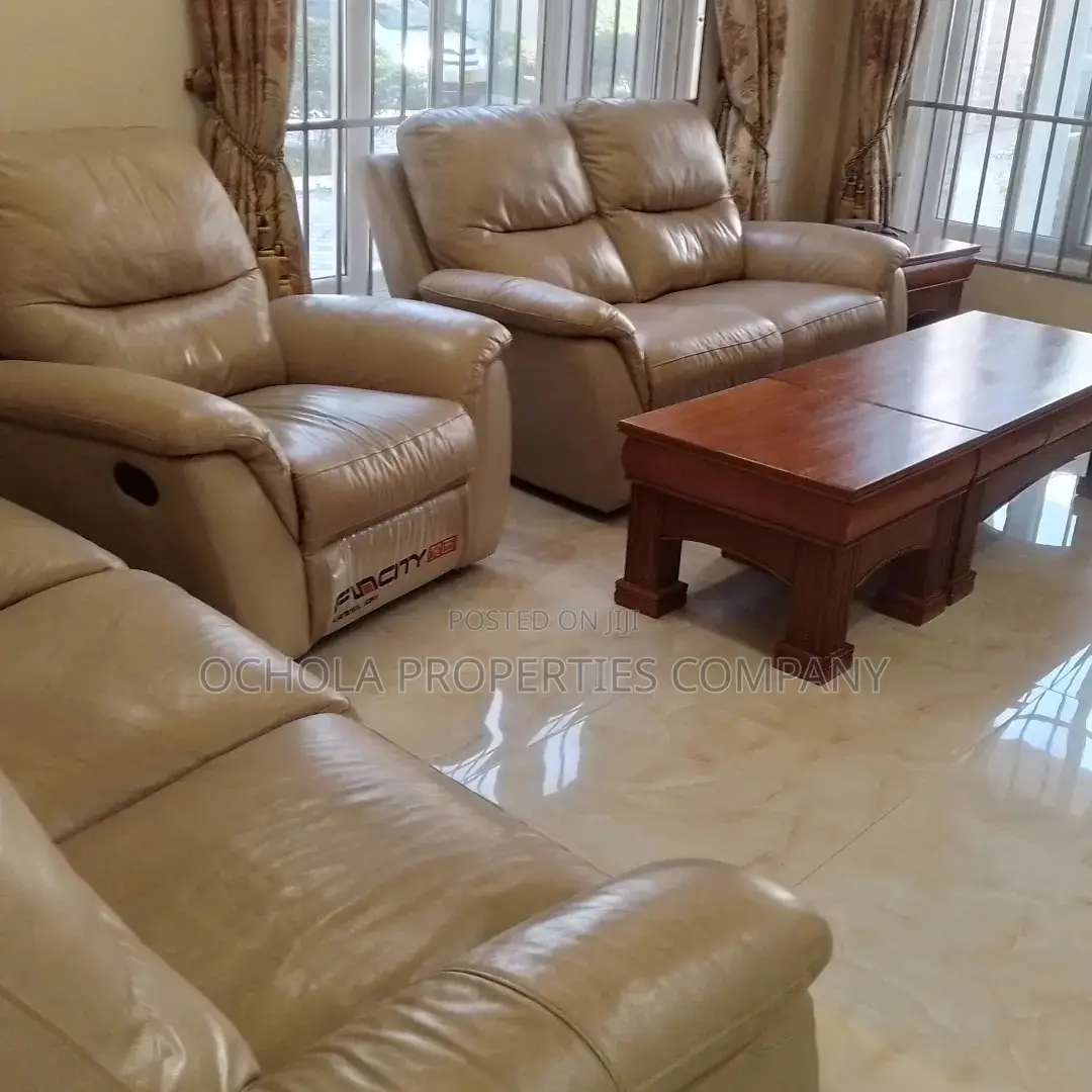 Furnished 3bdrm Villa in Oyster Bay for rent