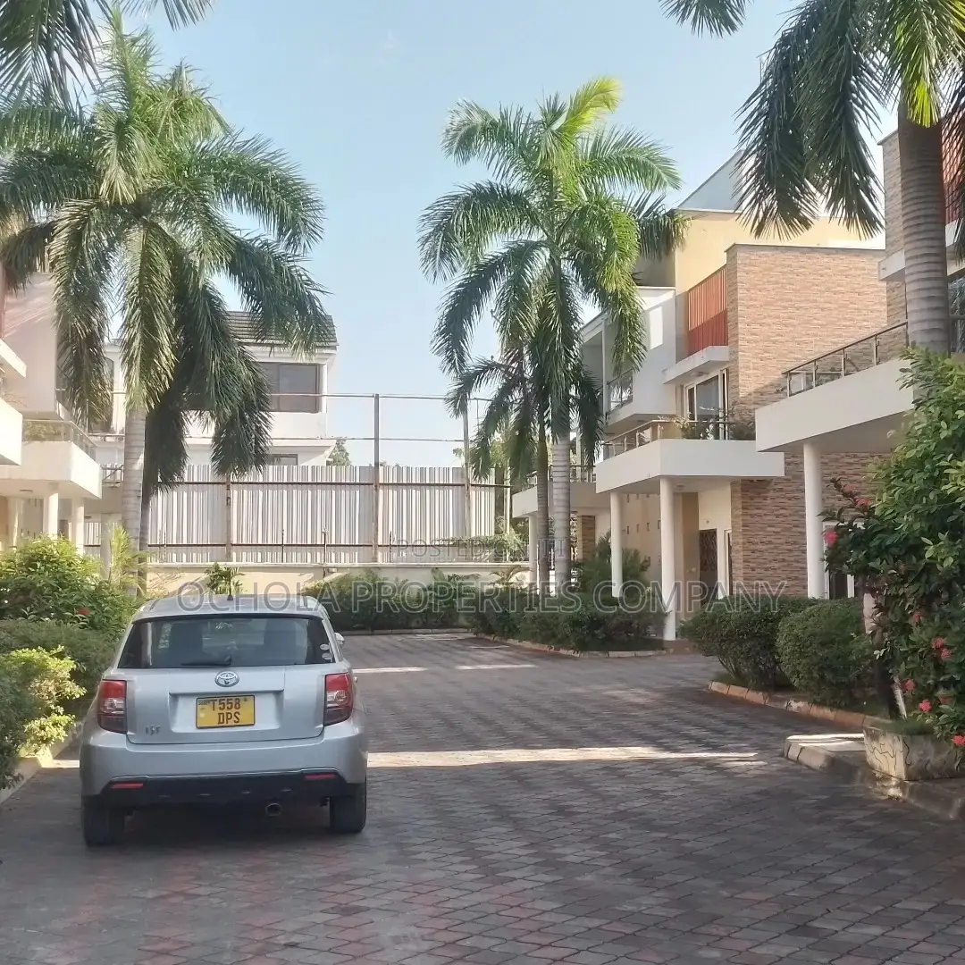 Furnished 3bdrm Villa in Oyster Bay for rent