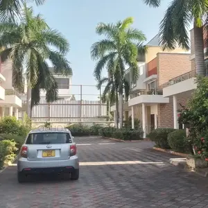 Furnished 3bdrm Villa in Oyster Bay for rent