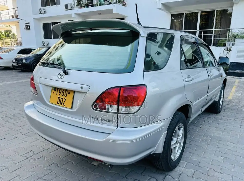 Toyota Harrier 2.4 16V 2001 Silver