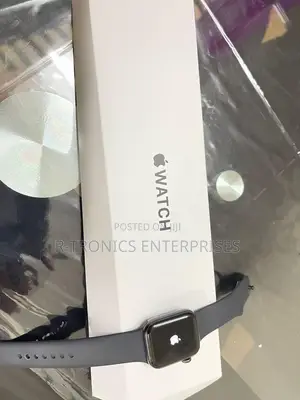 Apple Smart Watch Se2 GPS (40mm)