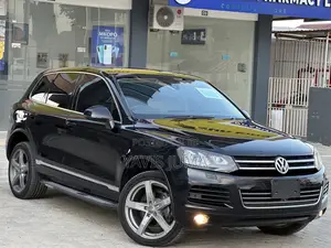 Volkswagen Touareg 2013 Black