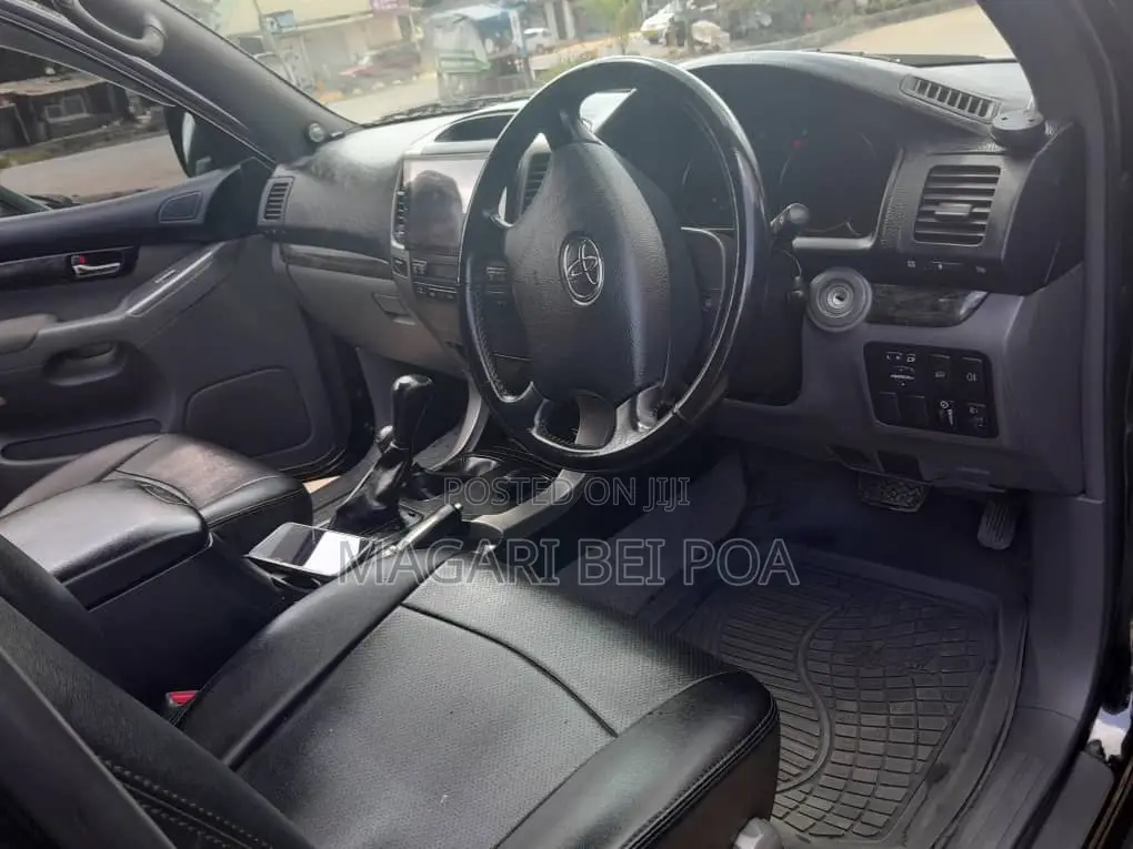 Toyota Land Cruiser Prado 2007 Black