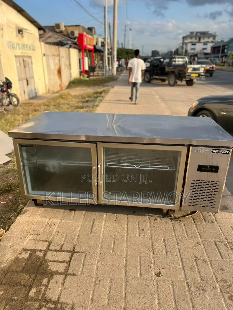 Chiller Used Working Perfect