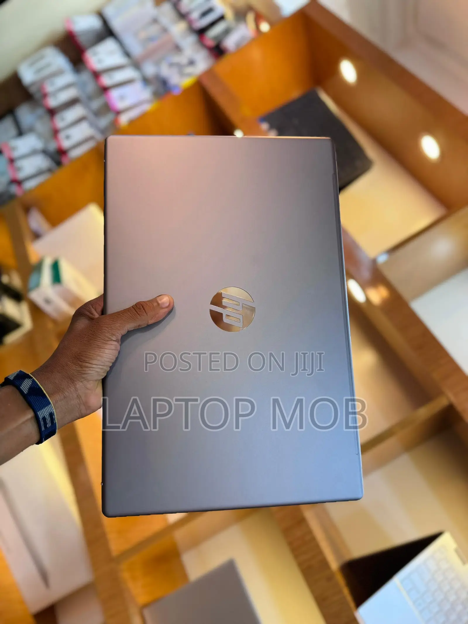 Laptop HP 250 G10 8GB Intel Core I7 SSD 512GB