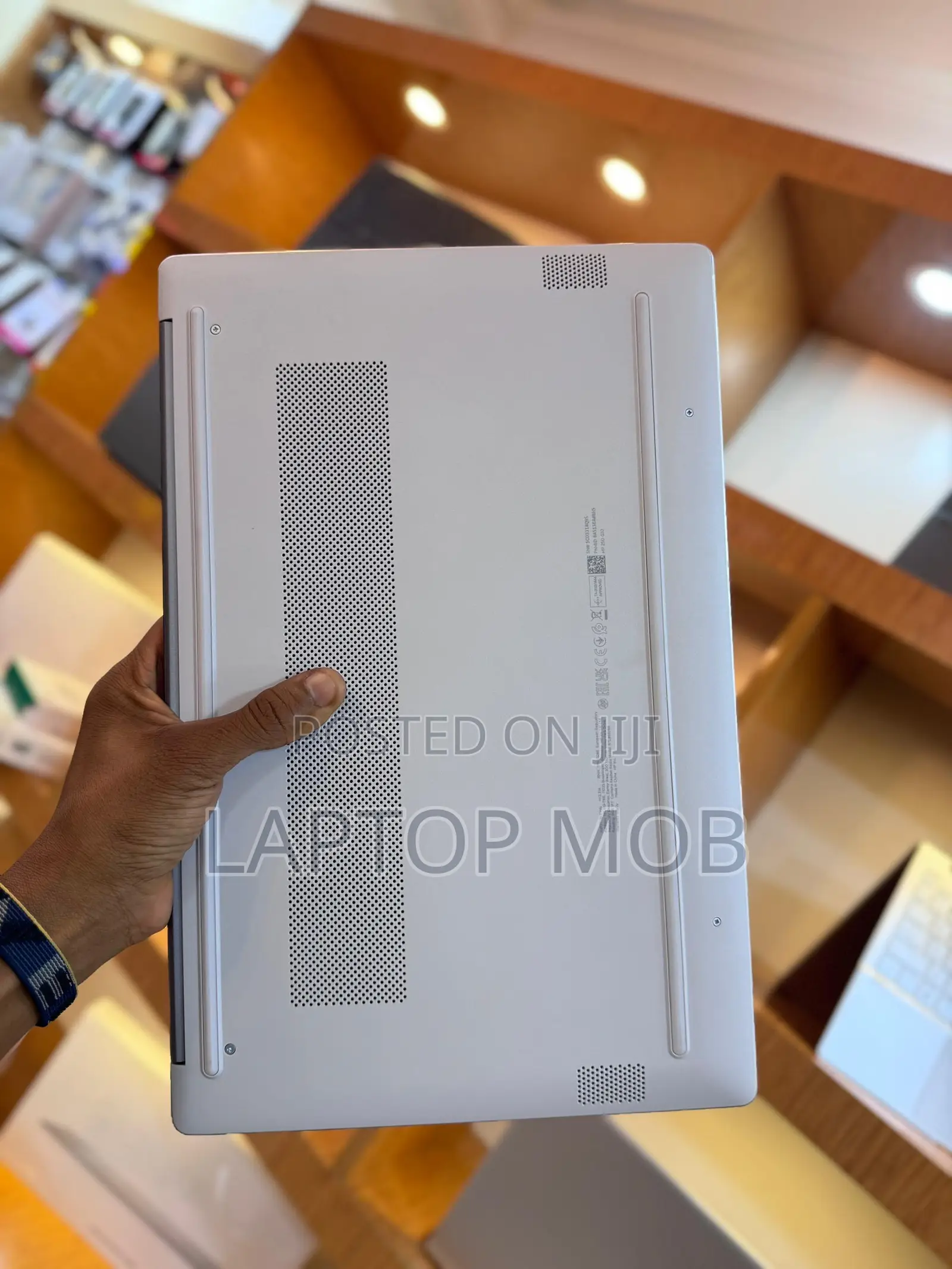Laptop HP 250 G10 8GB Intel Core I7 SSD 512GB