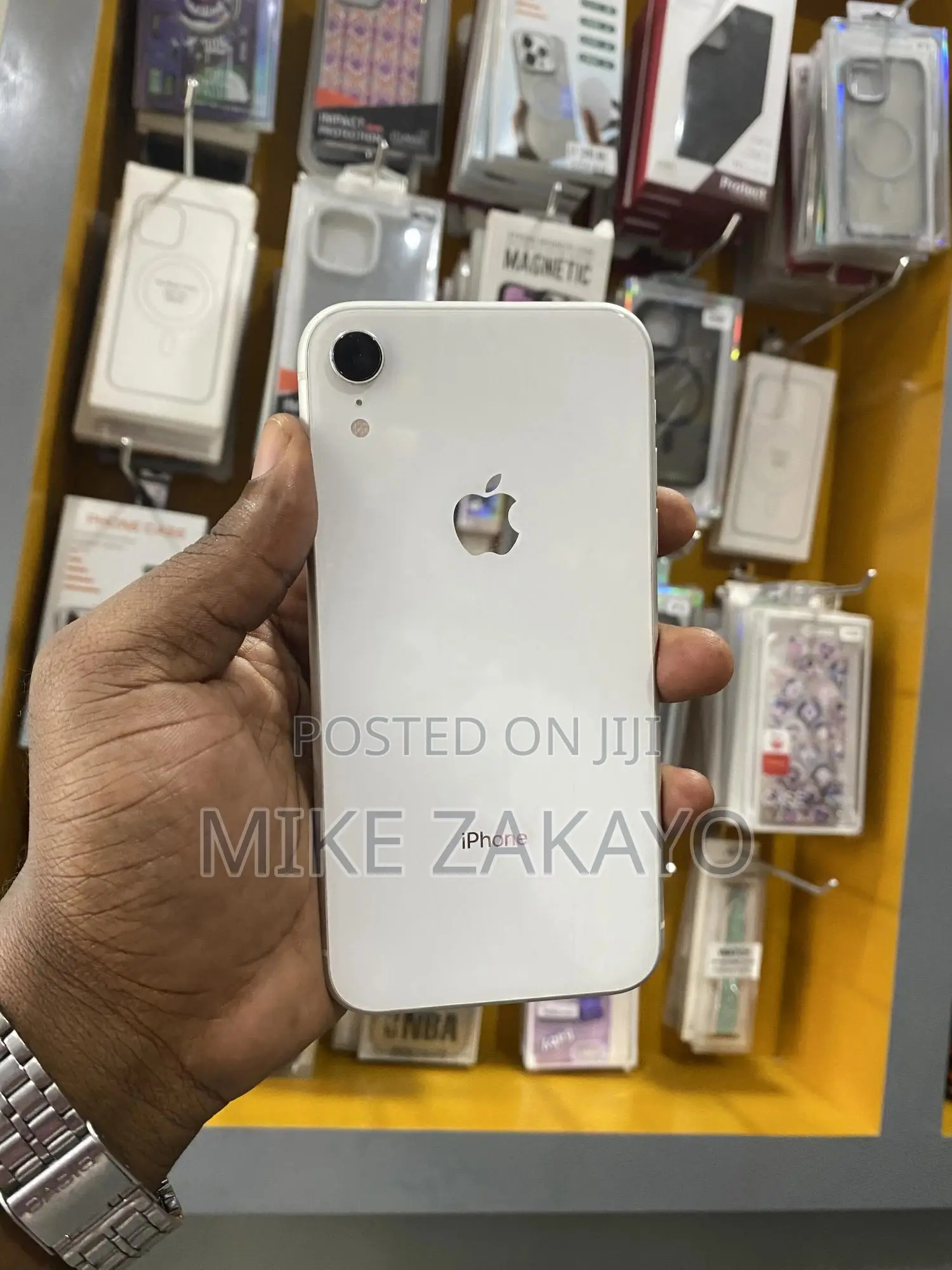 Apple iPhone XR 64 GB White
