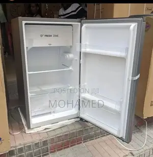 Hisense Fridge/Friji 90L
