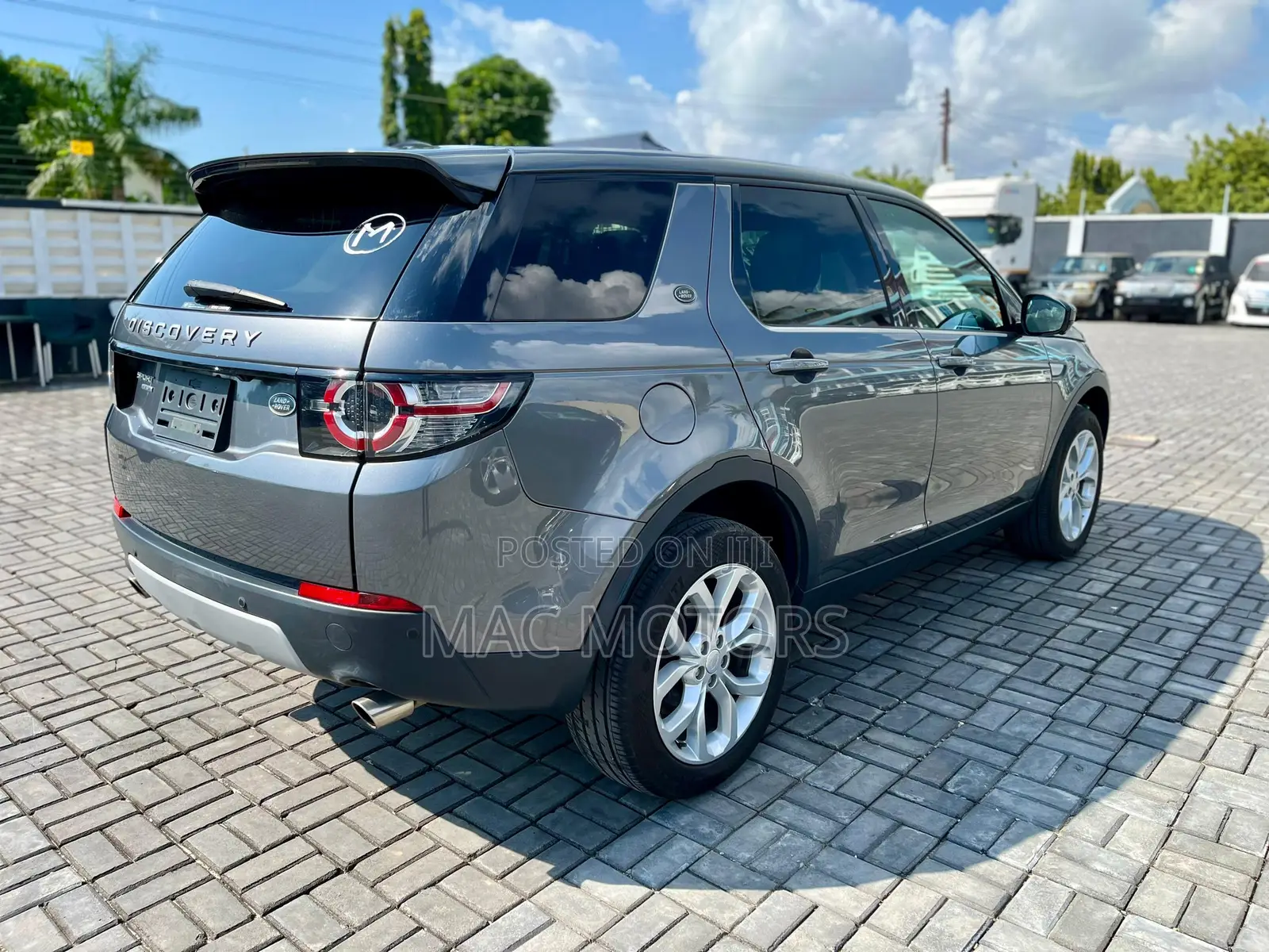 Land Rover Discovery 2016 Gray