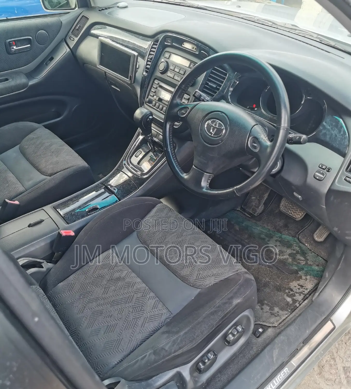 Toyota Kluger 2002 Silver
