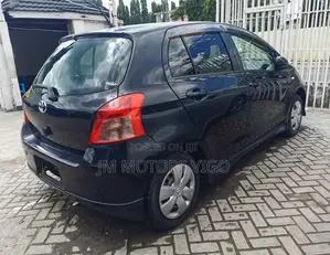 Toyota Vitz 2006 Black