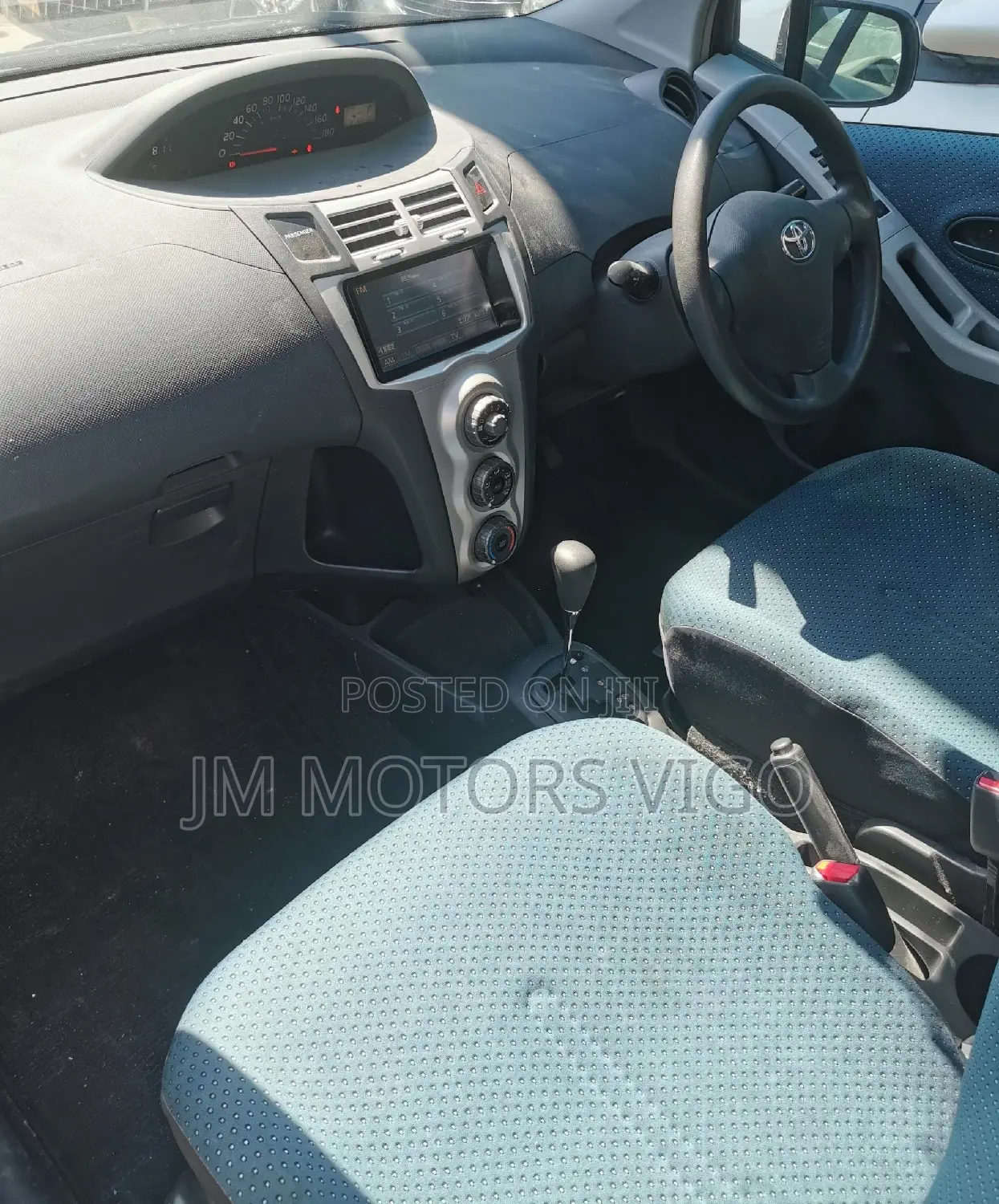 Toyota Vitz 2006 Black