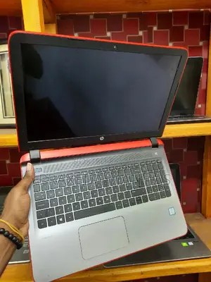 Laptop HP Pavilion 15 8GB Intel Core I5 HDD+SSD 256GB