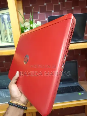 Laptop HP Pavilion 15 8GB Intel Core I5 HDD+SSD 256GB