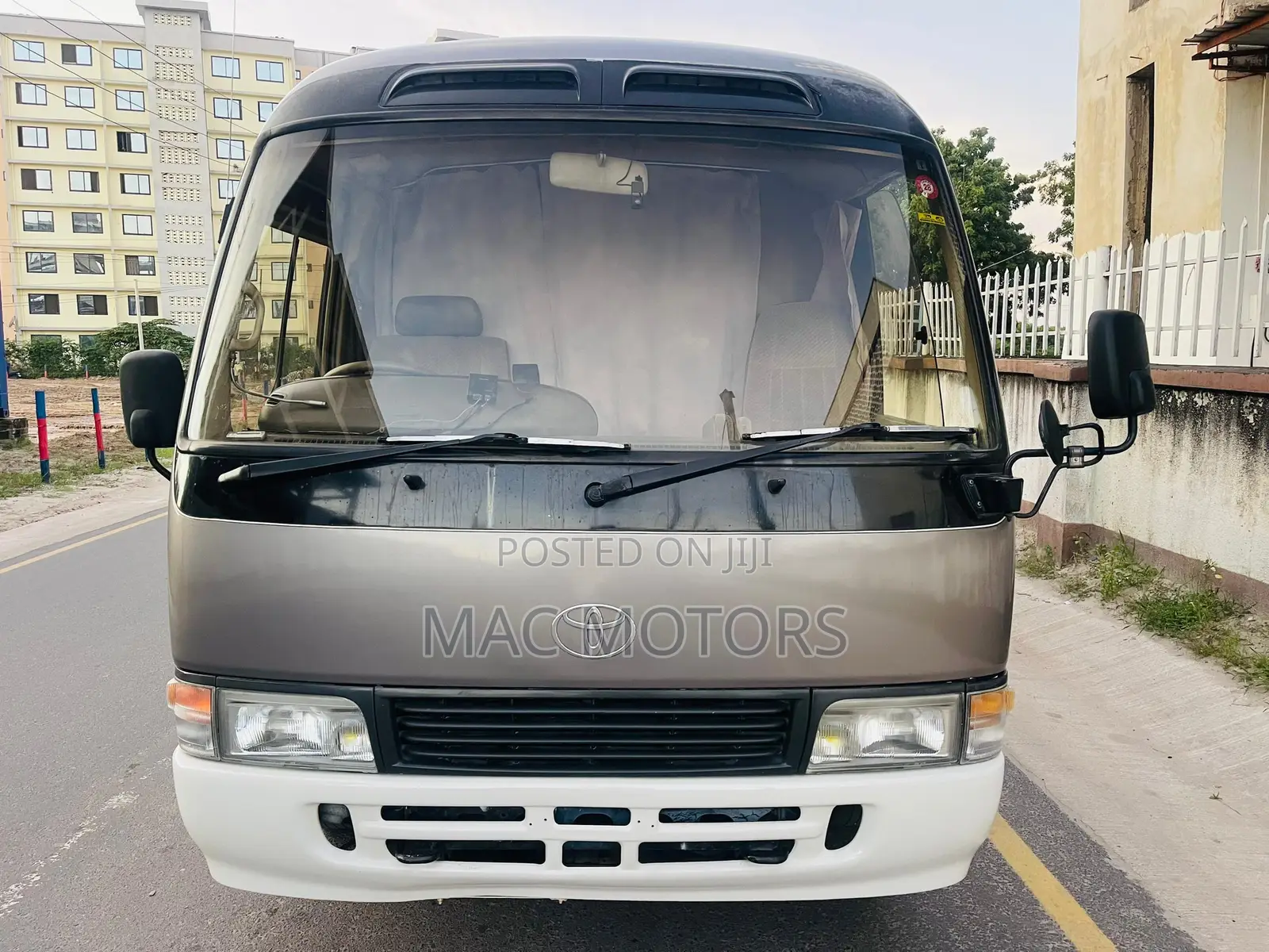 Toyota Coaster 2002 Grey
