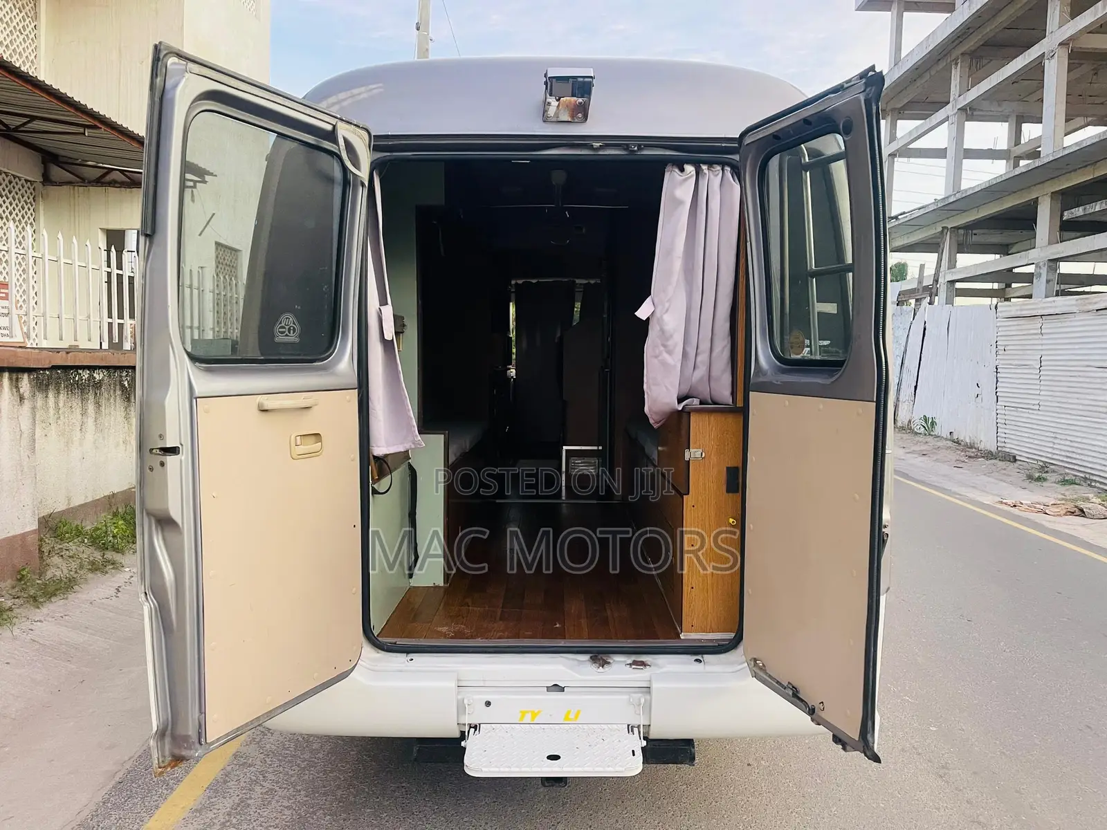 Toyota Coaster 2002 Grey