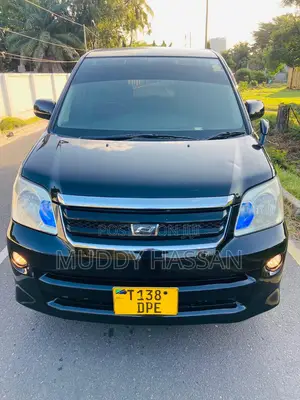 Toyota Noah 2006 Black