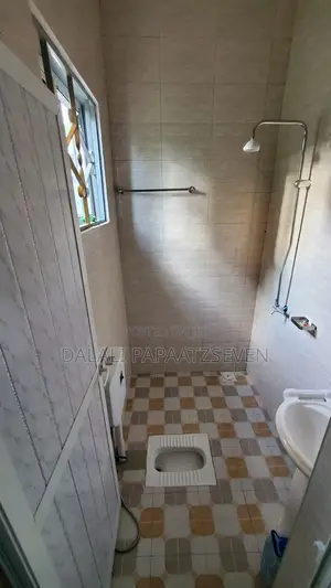 3bdrm House in Dalalipapaatzseven, Mbezi for sale