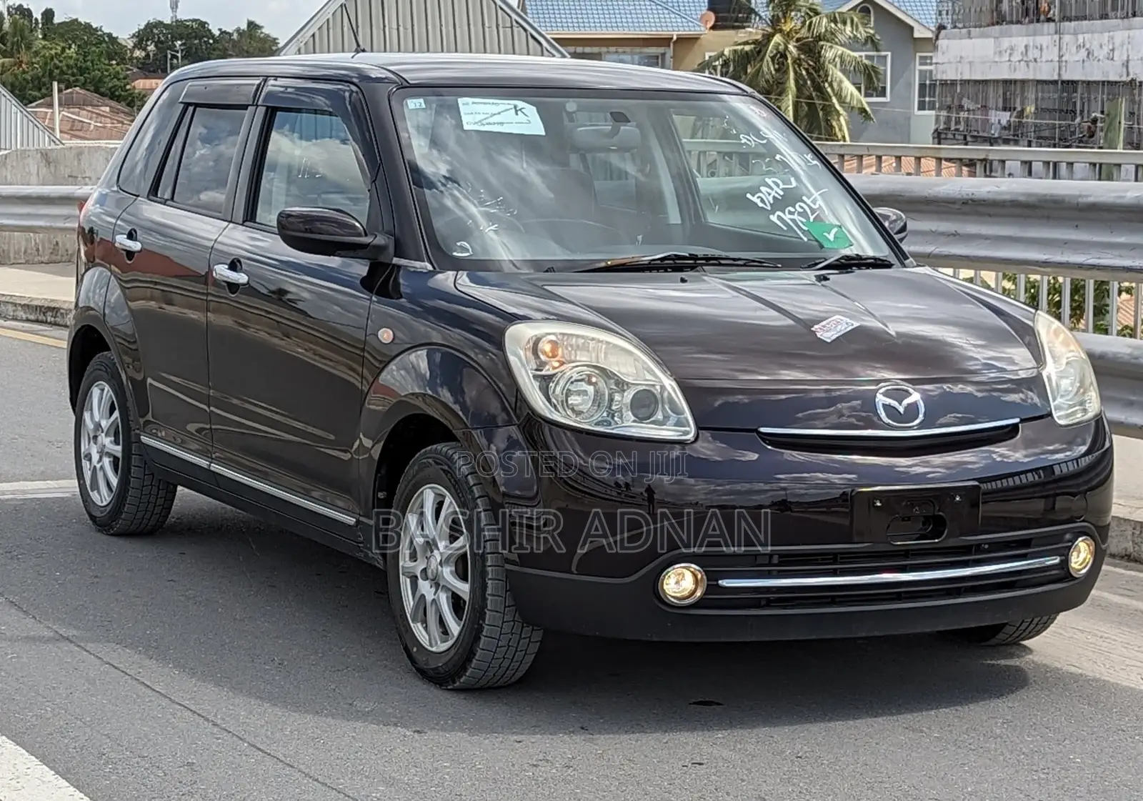 Mazda Verisa 2010 Burgundy