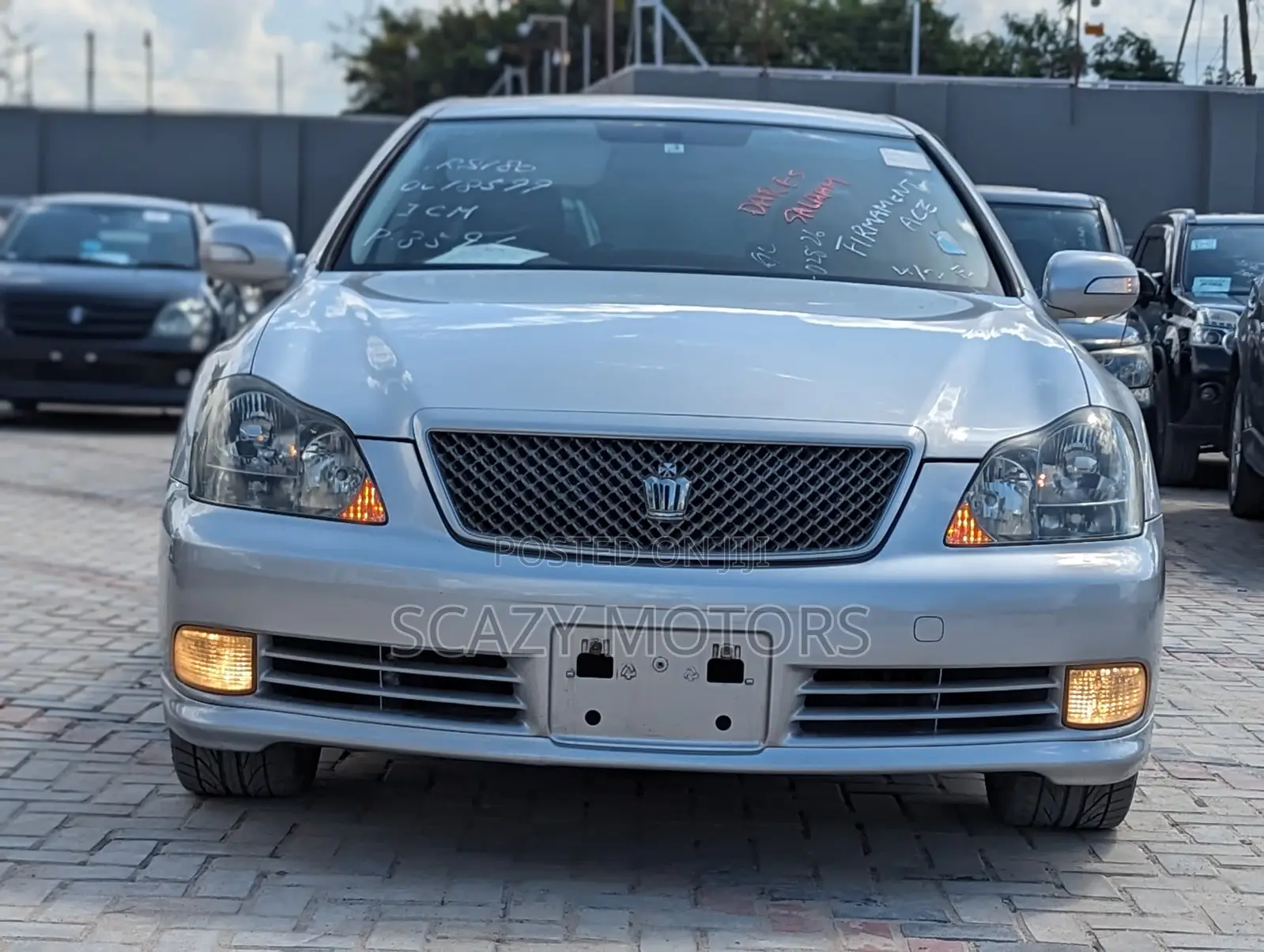 Toyota Crown 2005 Silver