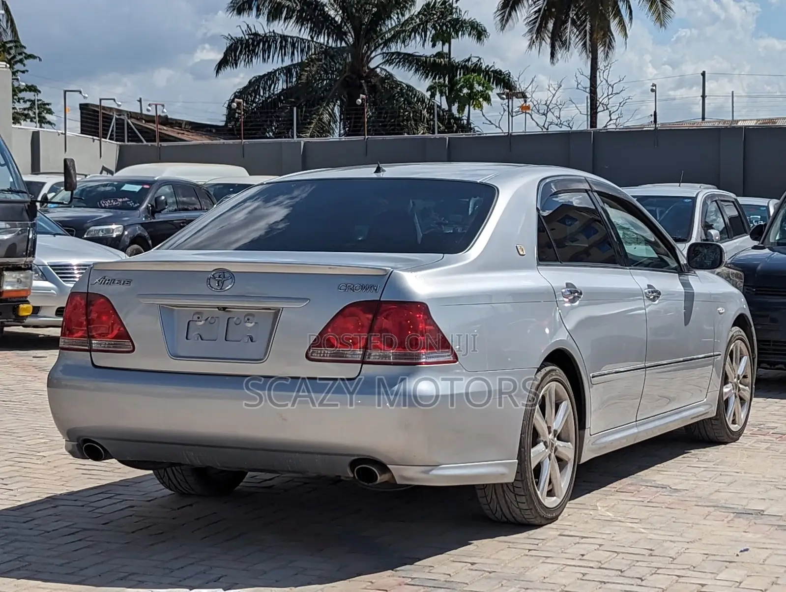 Toyota Crown 2005 Silver