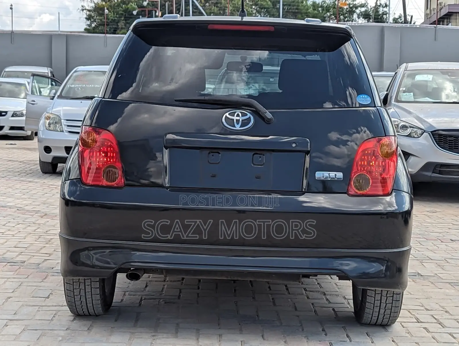 Toyota IST 2005 Black