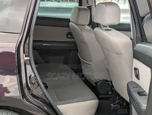 Mazda Verisa 2014