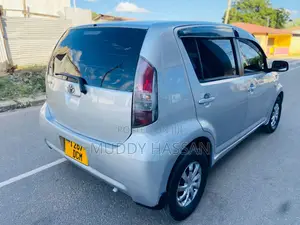 Toyota Passo 2005 Silver