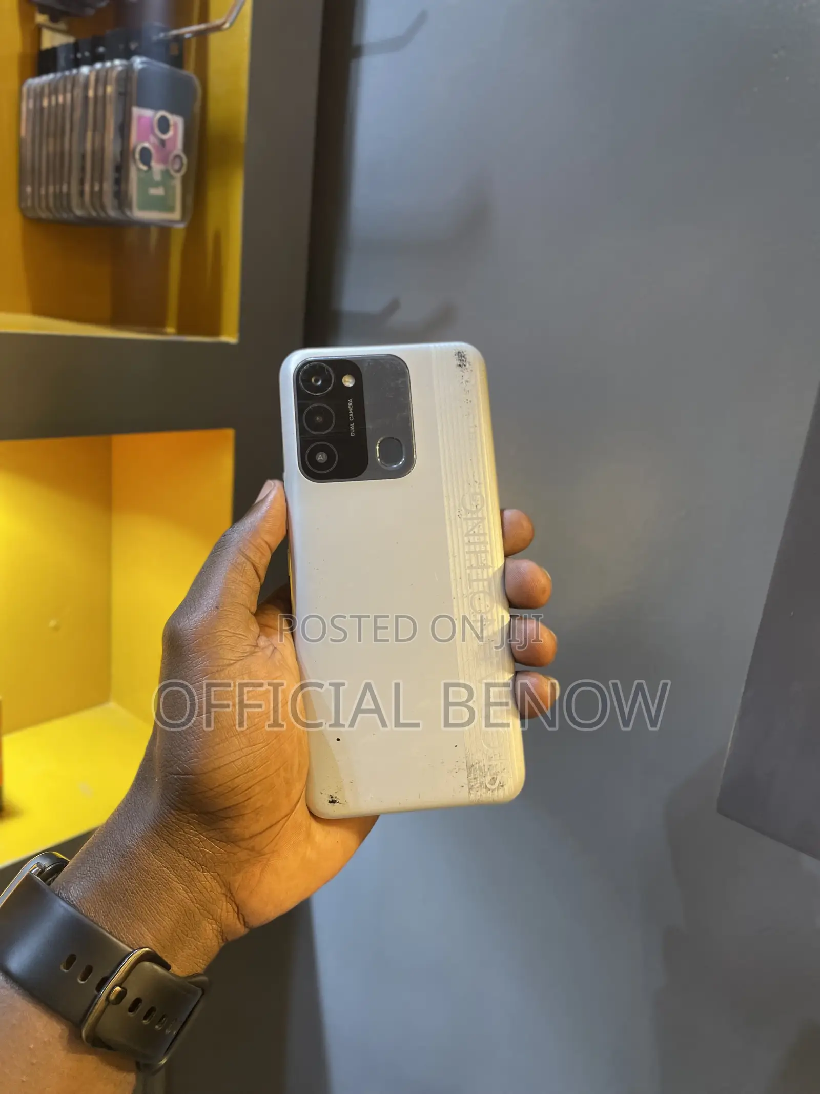 Tecno Spark 8C 64 GB