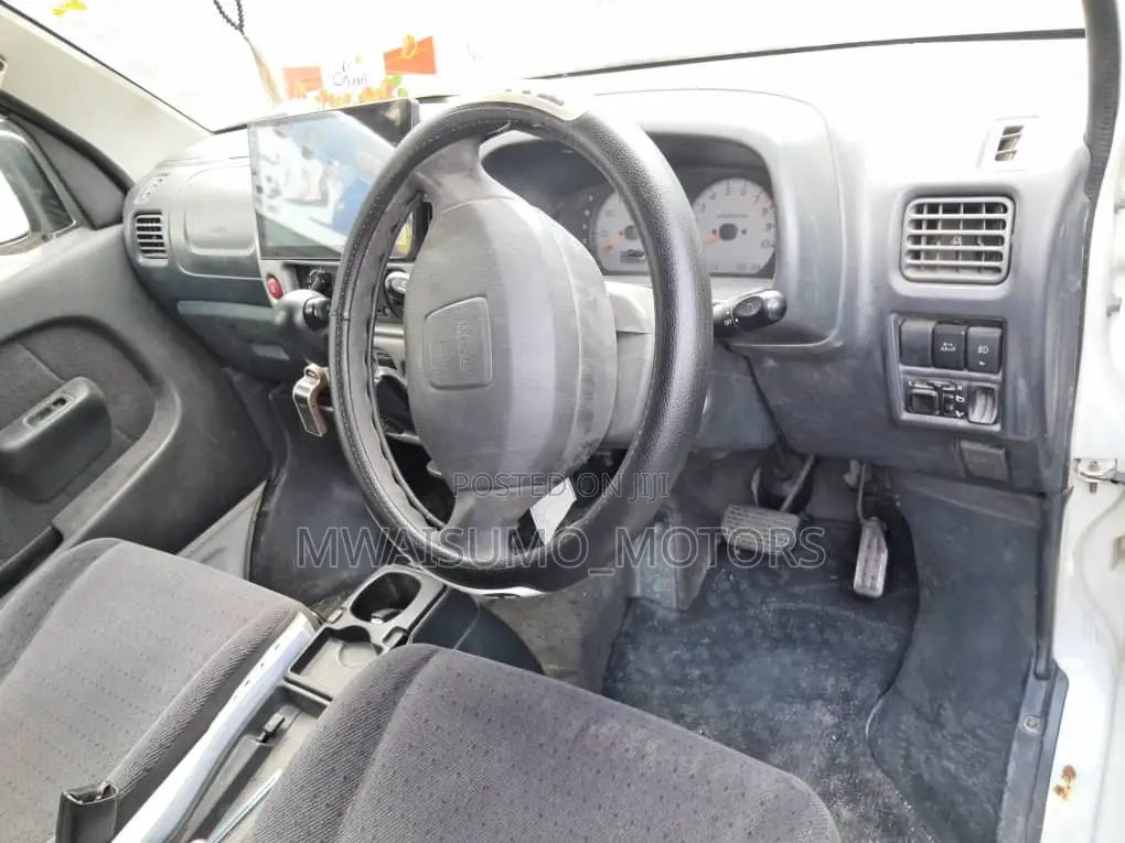 Suzuki Every Wagon 2004 Pearl