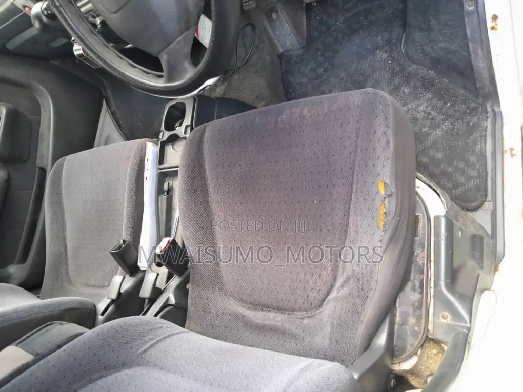 Suzuki Every Wagon 2004 Pearl