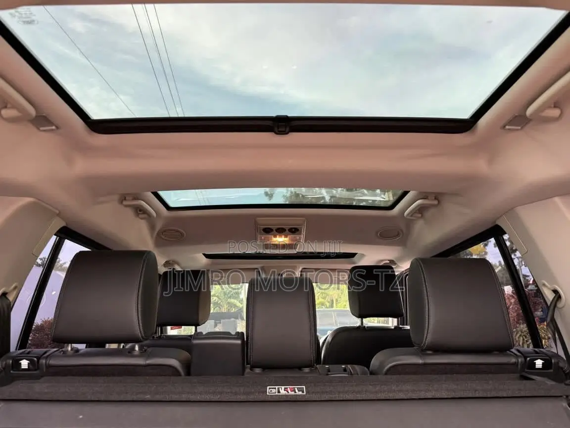 Land Rover Discovery 2014