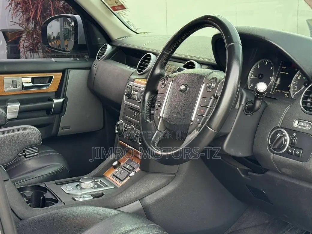 Land Rover Discovery 2014
