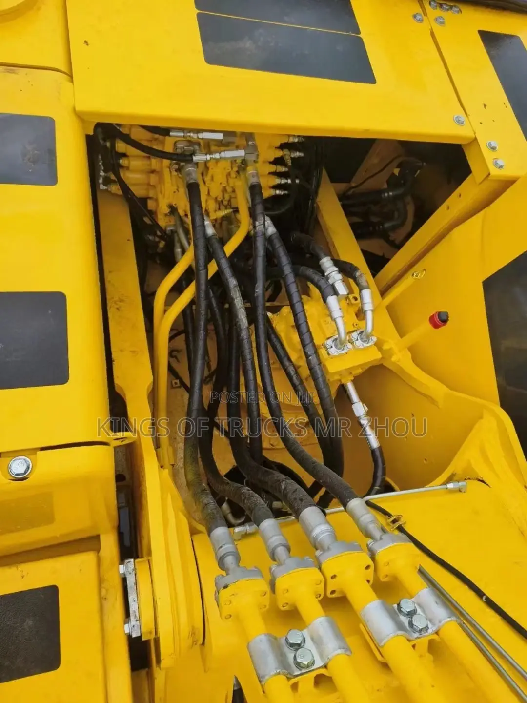 Used Komatsu 200 Excavator
